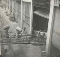 Disembarking at the docks in Leverpool. Feb 44